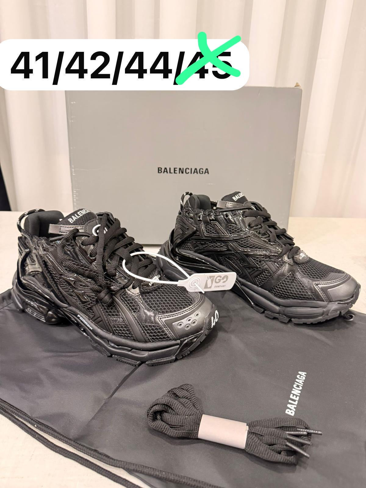 BALENCIAGA TRACK
