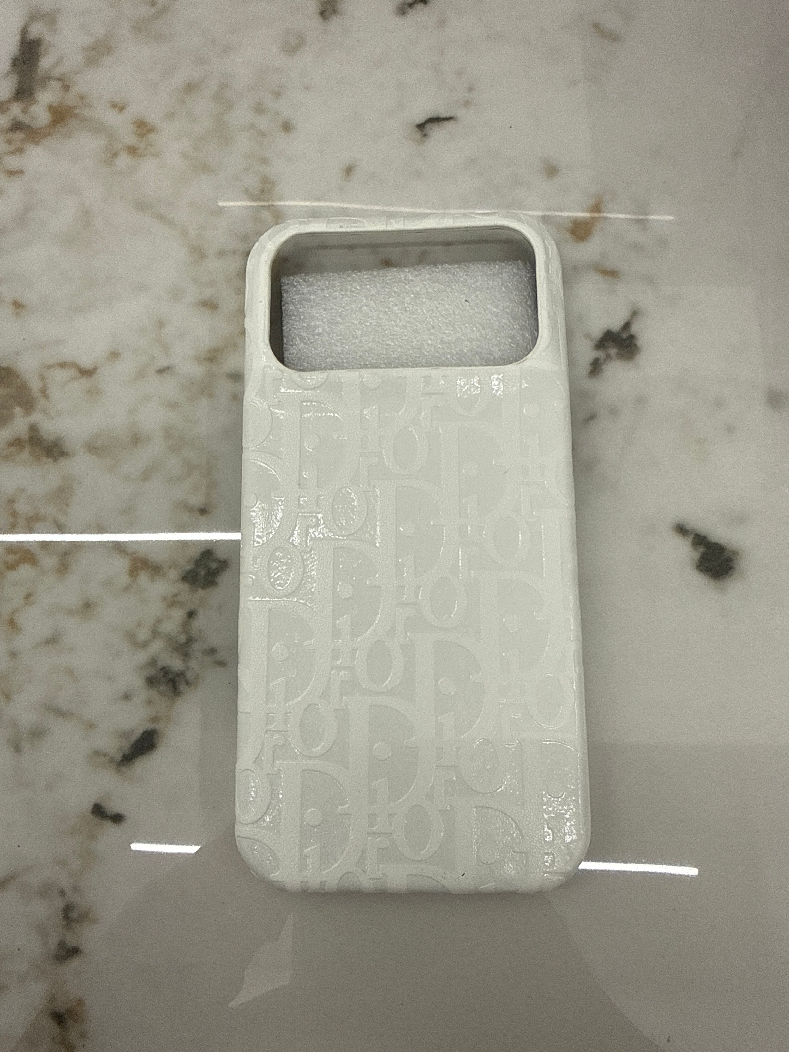 COVER DIOR 17 PRO MAX
