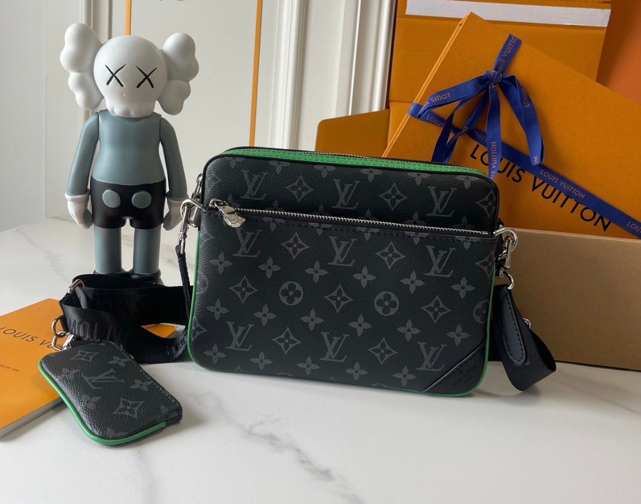 BORSELLO LOUIS VUITTON