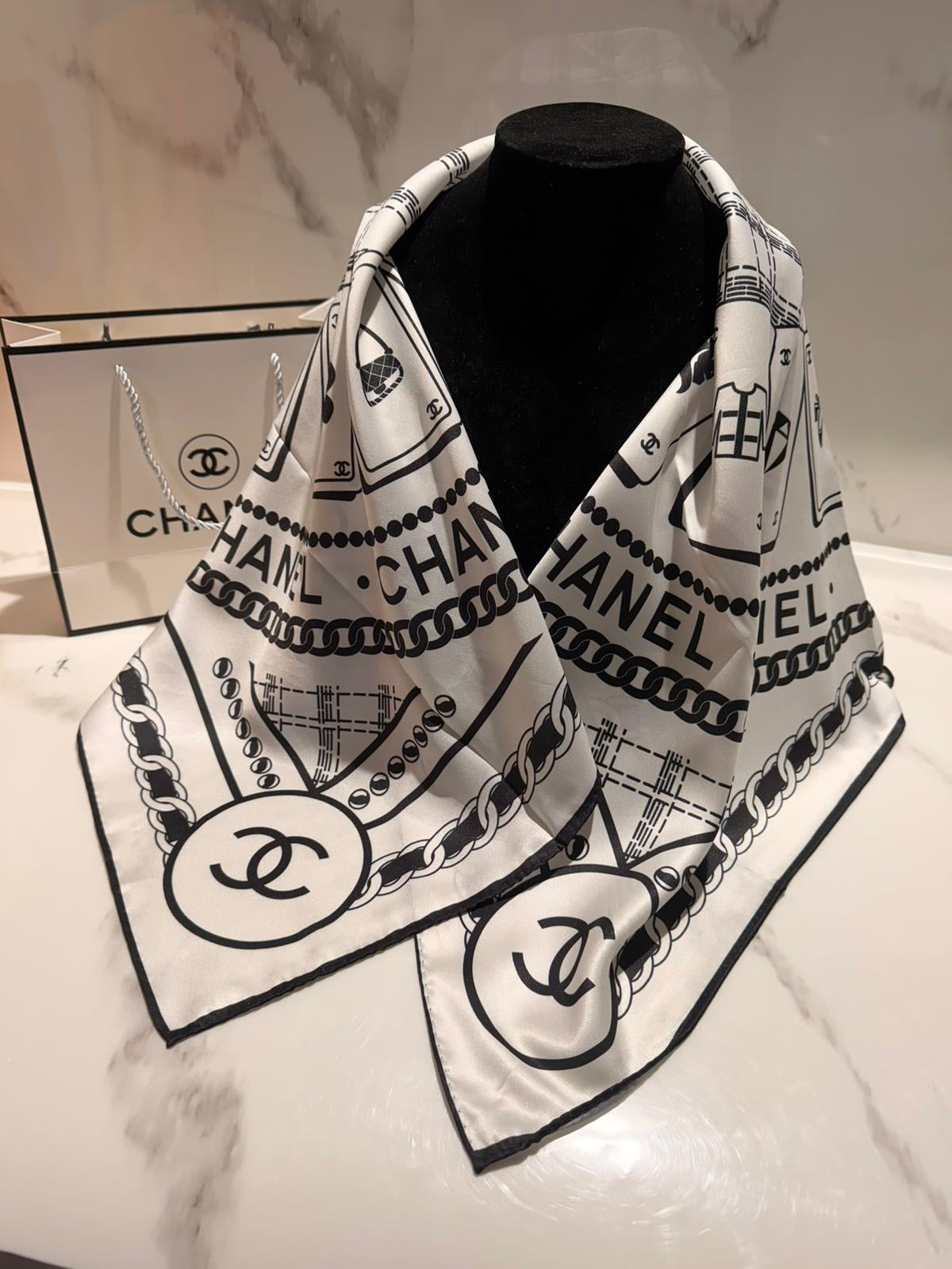 FULAR CHANEL