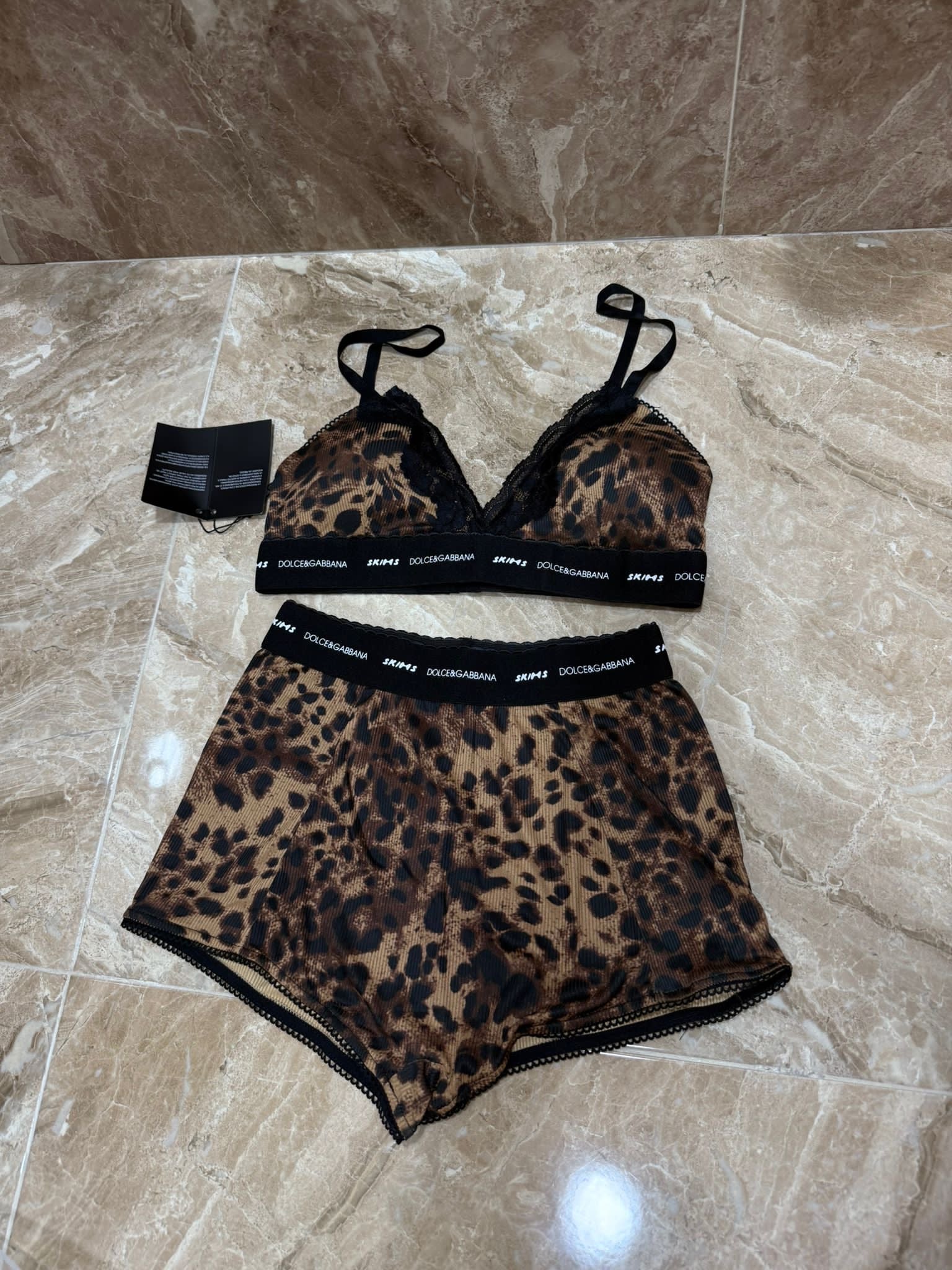 COMPLETO DOLCE GABBANA