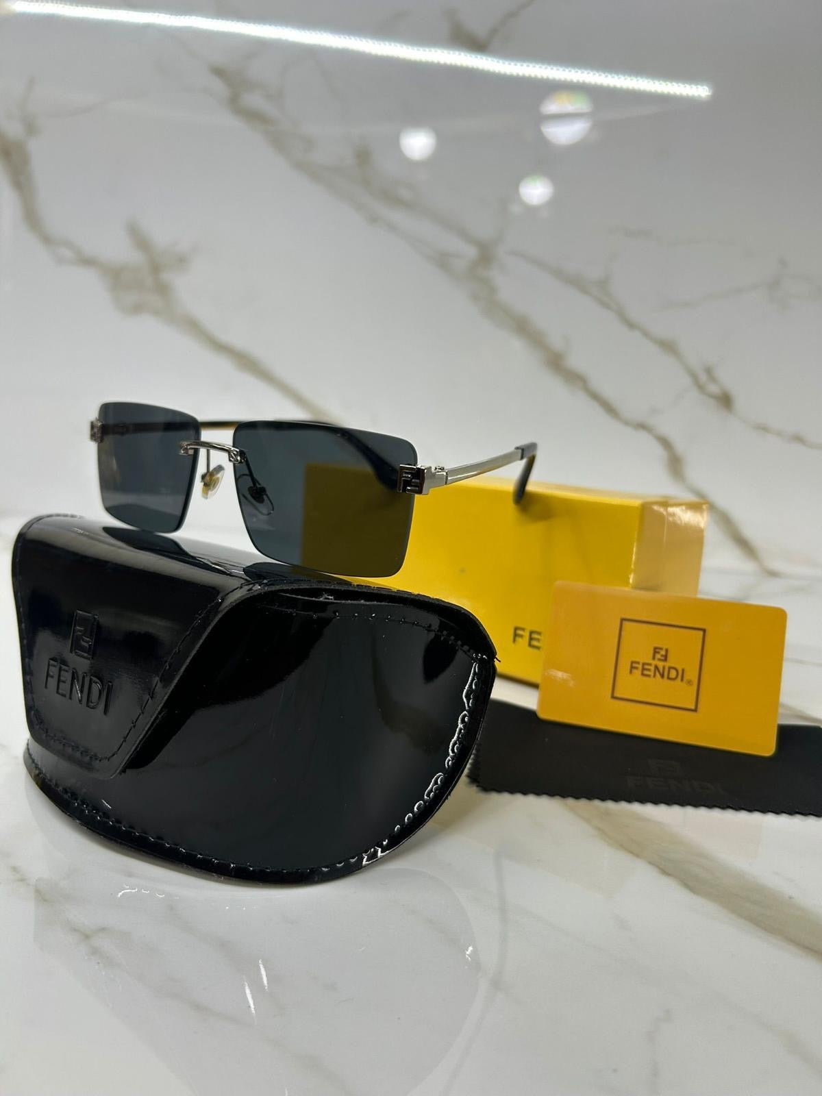 OCCHIALE FENDI