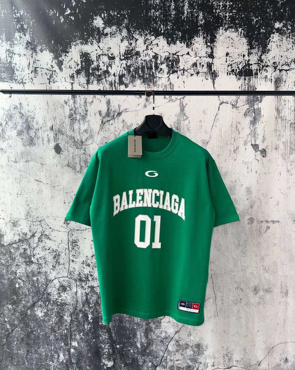 T-SHORT BALENCIAGA