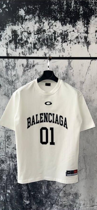 T-SHIRT BALENCIAGA
