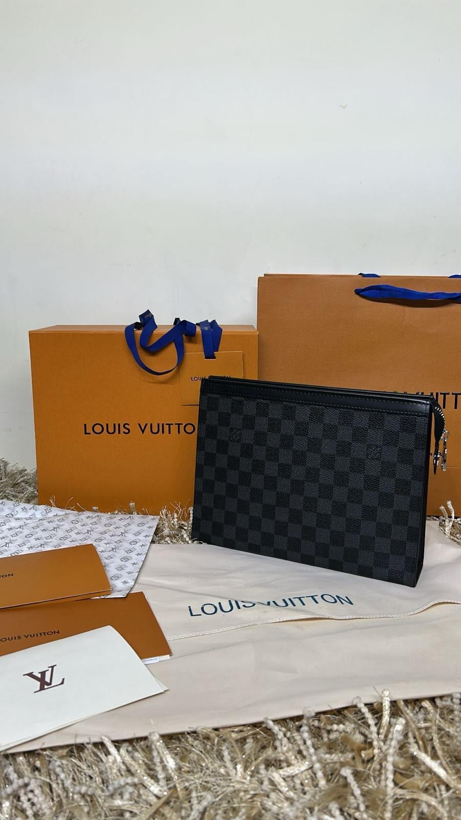 LOUIS VUITTON BORSELLO