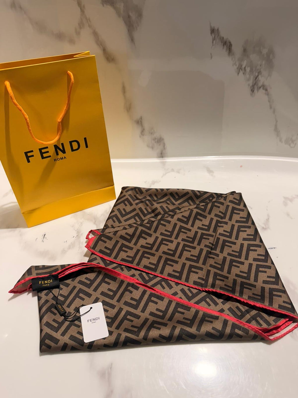 FULAR FENDI