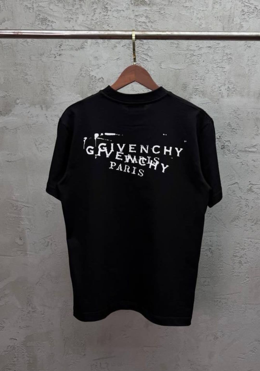 T-SHIRT GIVENCHY