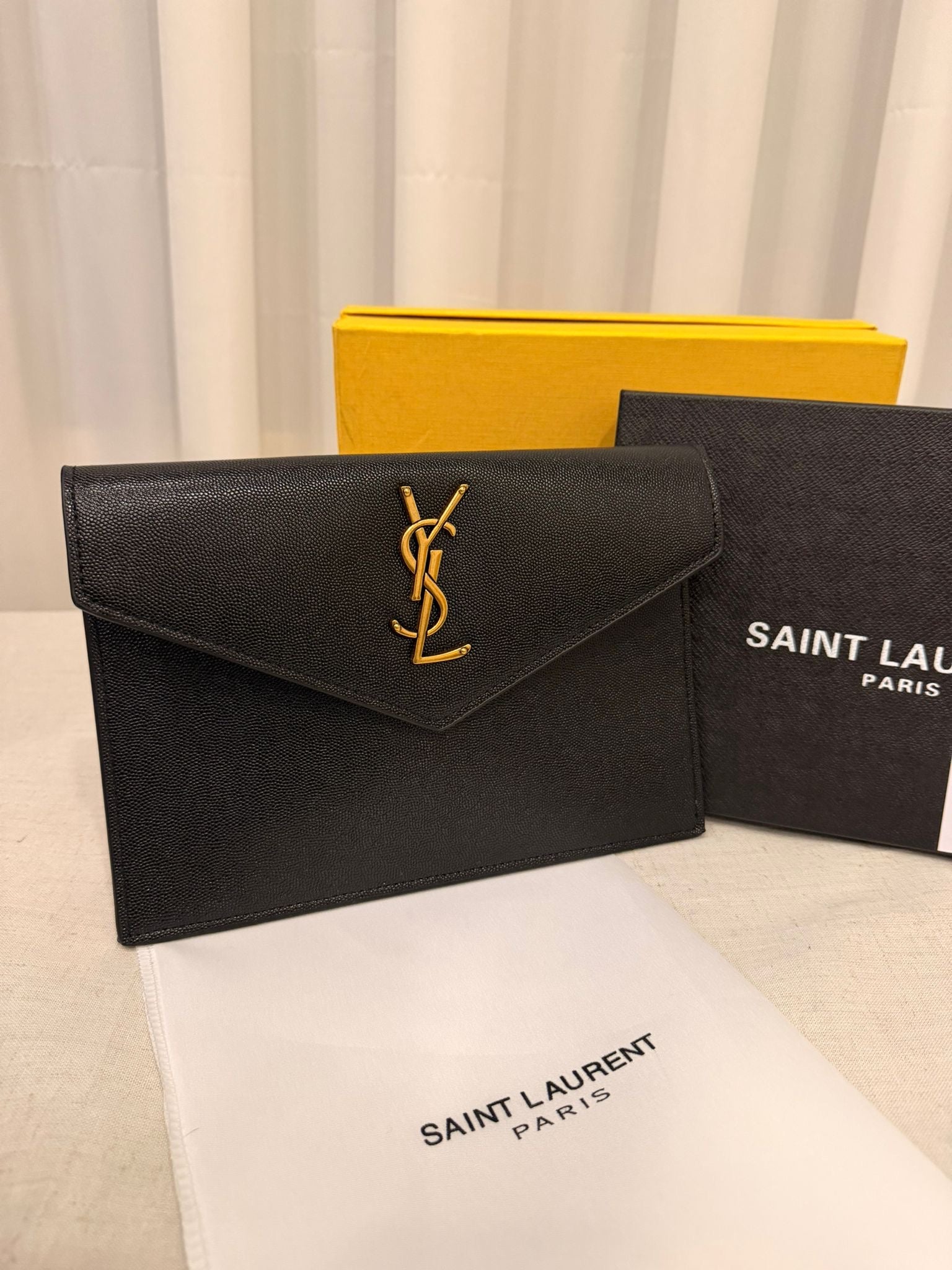 POCHET SAINT LAURENT