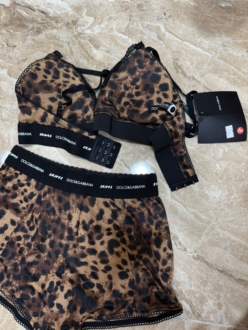 COMPLETO DOLCE GABBANA