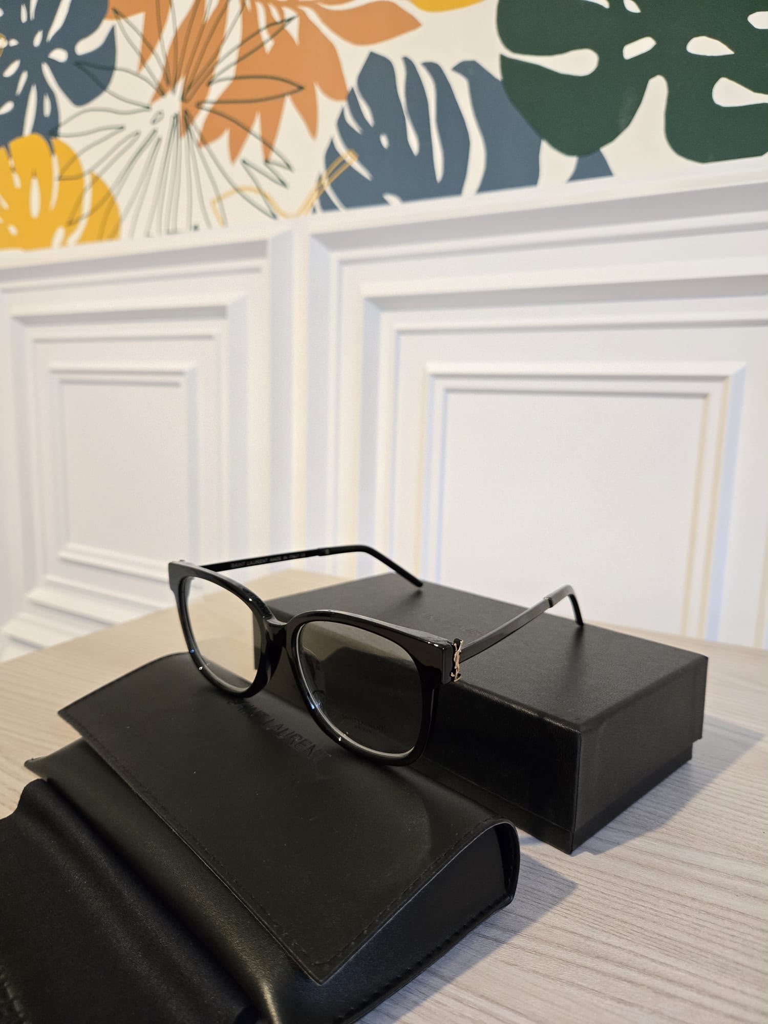 OCCHIALE SAINT LAURENT